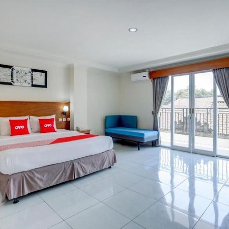 Oyo 3950 The Ratna Hotel Kuta  Luaran gambar
