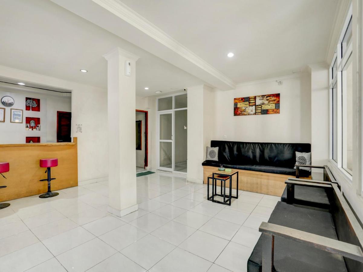 Oyo 3950 The Ratna Hotel Kuta  Luaran gambar