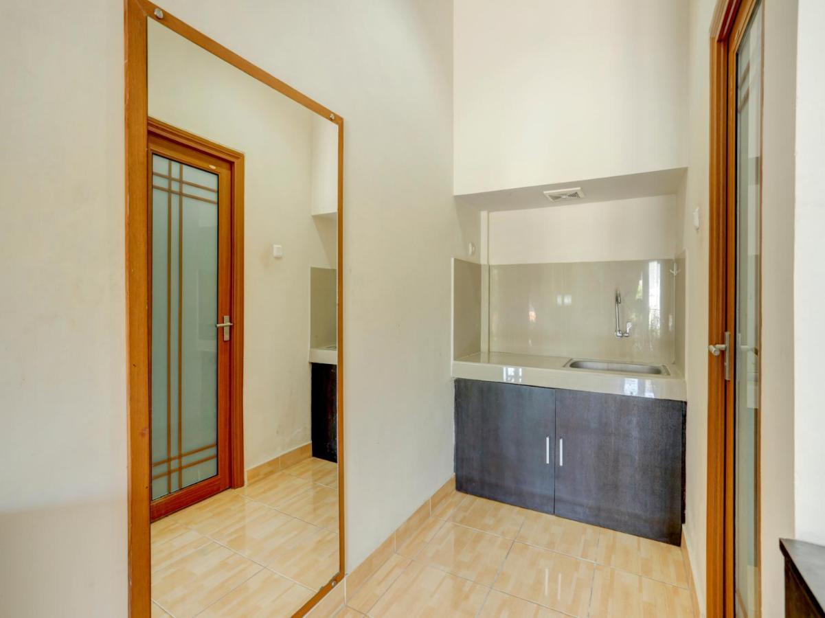 Oyo 3950 The Ratna Hotel Kuta  Luaran gambar