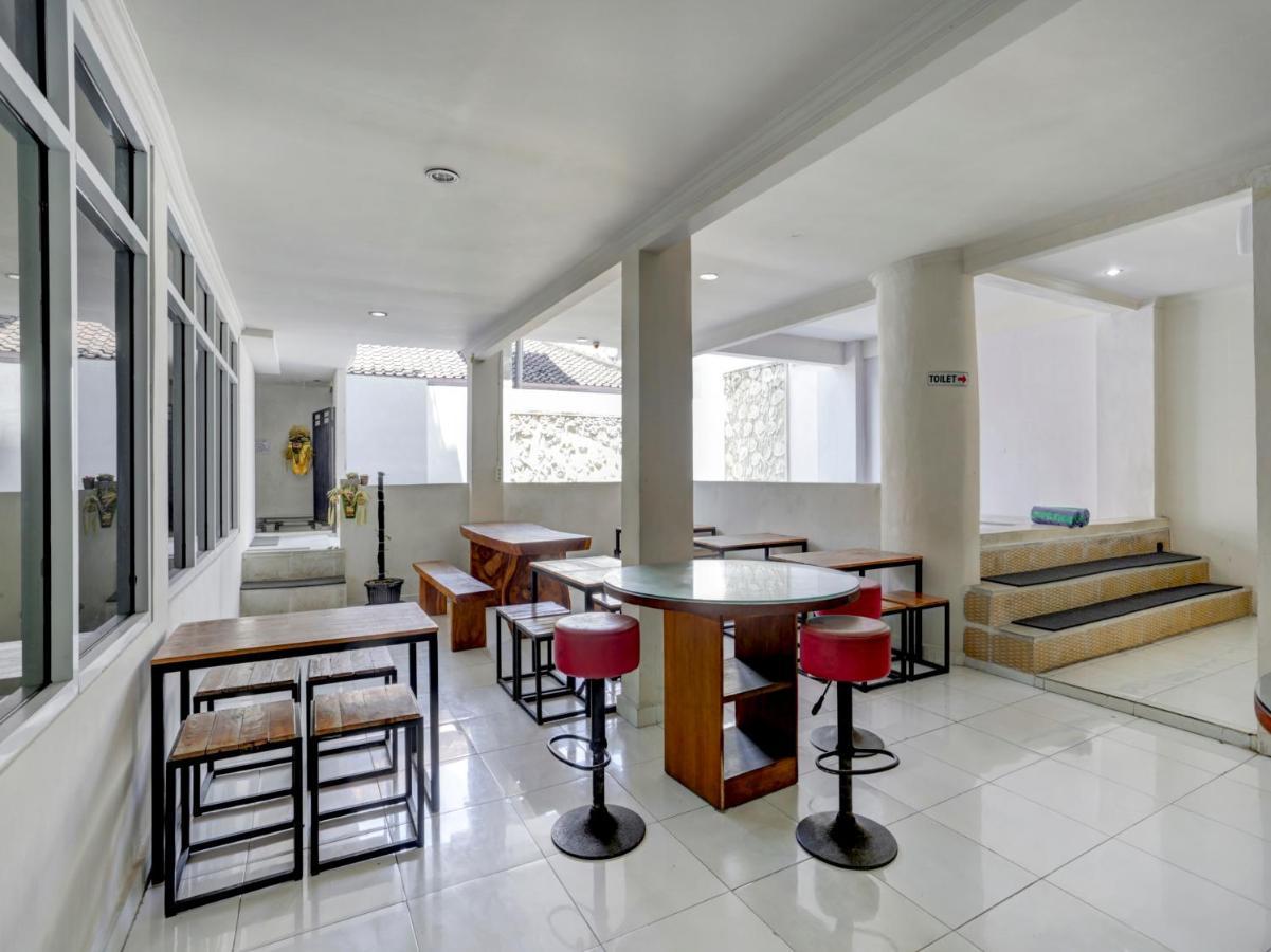 Oyo 3950 The Ratna Hotel Kuta  Luaran gambar